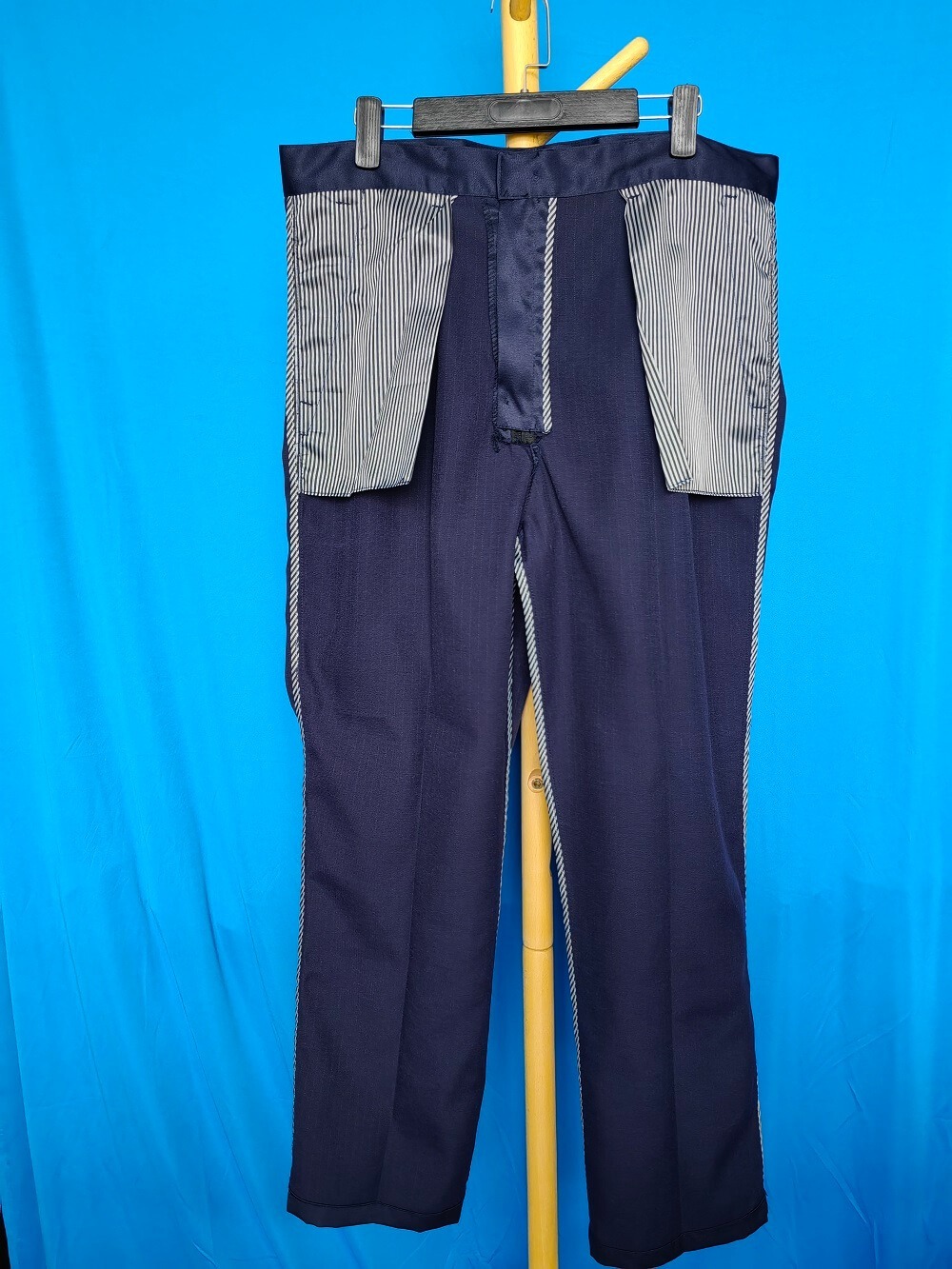 Acid And Alkali Resistant Anti-Static Safety Protective Clothing - Image 4